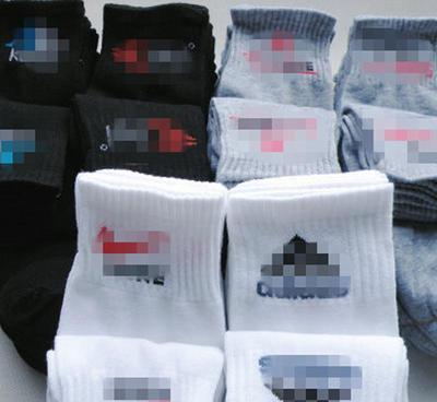 諸暨廠家直銷外貿原單男士襪 春秋滌棉襪 運動襪襪子批發(fā) 襪子