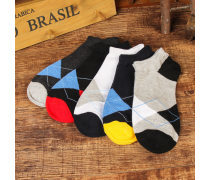 今夏必buy！潮流襪子新風(fēng)尚，穿出你的個(gè)性態(tài)度